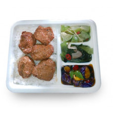 黑胡椒牛小排便當Vegetarian short ribs with black pepper lunch box
